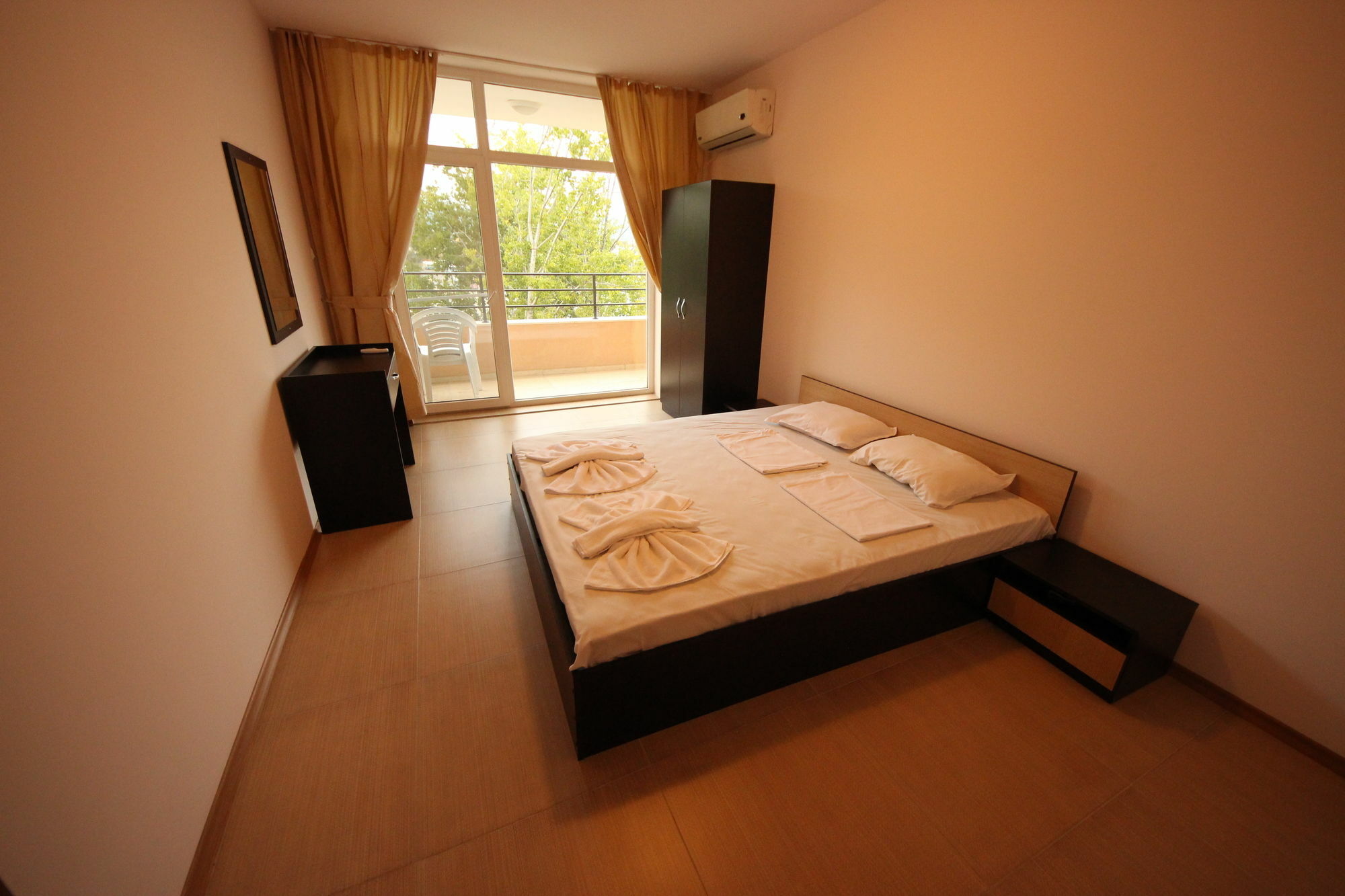 Menada Grand Kamelia Apartments Sunny Beach Exterior photo